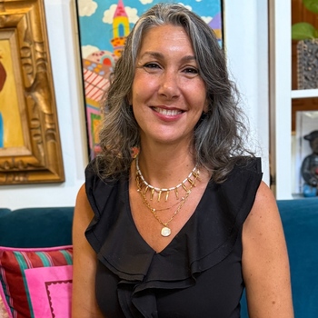 Avatar of Gloria Hewitt