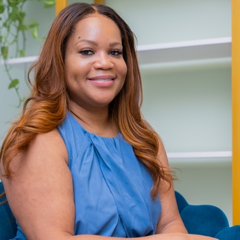 Avatar of Novia McLaren