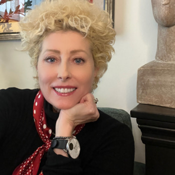 Avatar of Dr. Lauren Diana Costine