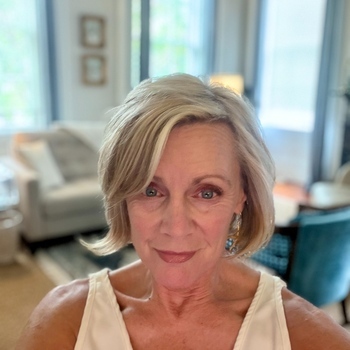 Avatar of Amy Buchanan