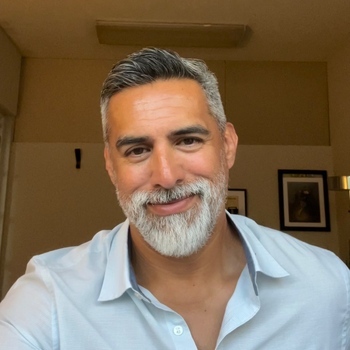Avatar of Robert Naceanceno