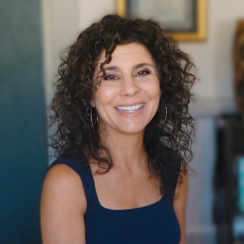 Avatar of Jennifer Valli