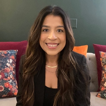 Avatar of Anna Alvarez 