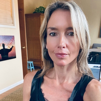 Avatar of Toni-Lynn Chetirkin