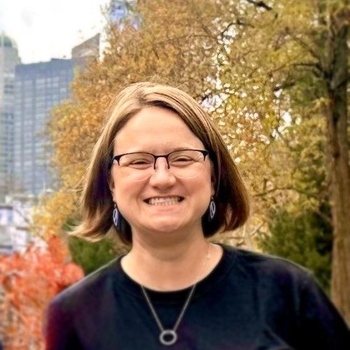 Avatar of Lauren Shechter (she/her)