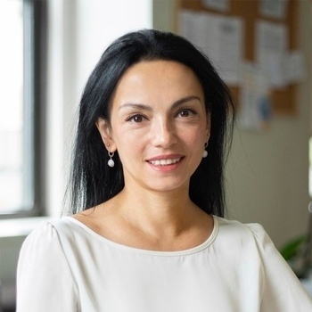 Avatar of Ester Goldvarg