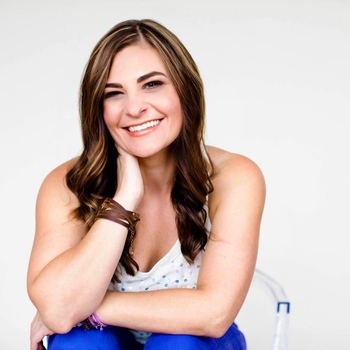 Avatar of Amber Lonsdale