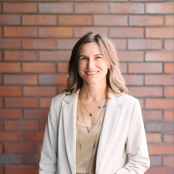 Avatar of Robyn Buresh
