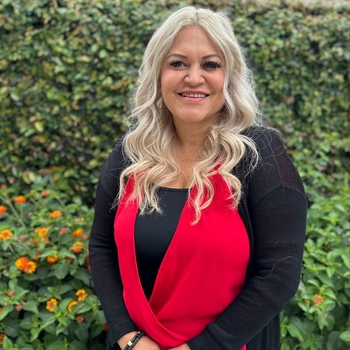 Avatar of Veronica SanJuan