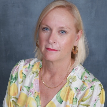 Avatar of Helene Breaux