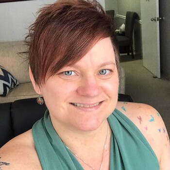 Avatar of Tina Hazlewood