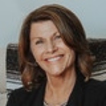 Avatar of Luann Elliott