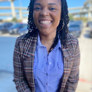 Avatar of Dr. Mercedes Moore