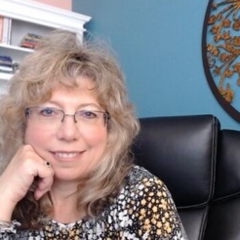 Avatar of Dr. Carolyn Trasko, PhD, LCSW, NBC-HWC