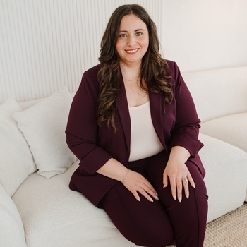 Avatar of Monica Demian