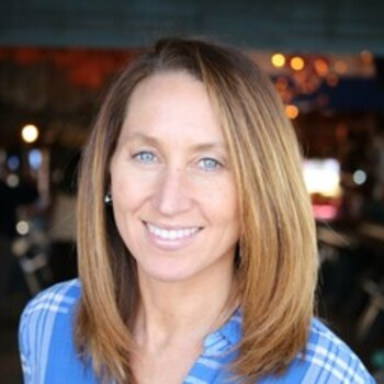 Avatar of Lynnette Fischer