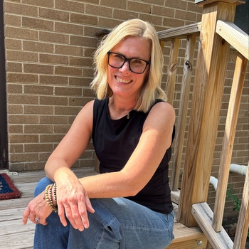 Avatar of Liz Reynolds