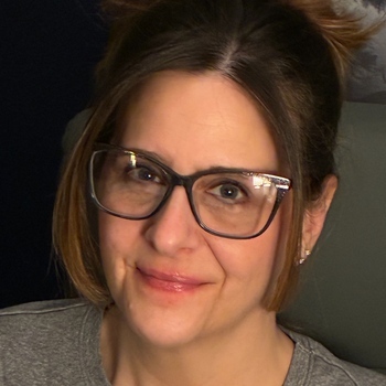 Avatar of Leslie Valentine