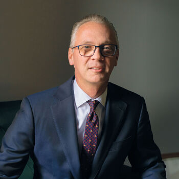 Avatar of Dr. DeVon Mills