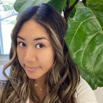 Avatar of Jina Uyeda