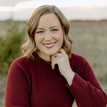 Avatar of Lyndsey Cherry