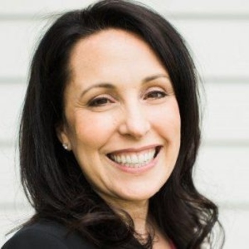 Avatar of Lara Cannon