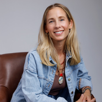 Avatar of Julie Evans