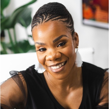 Avatar of Nekia Yozmin White