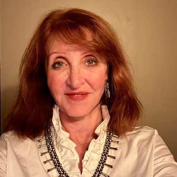 Avatar of Robin Ruth