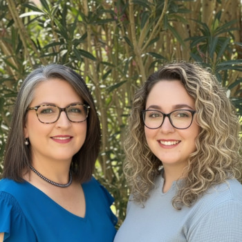 Avatar of Solanja Perez-Rede   &     Daniela Ruvalcaba