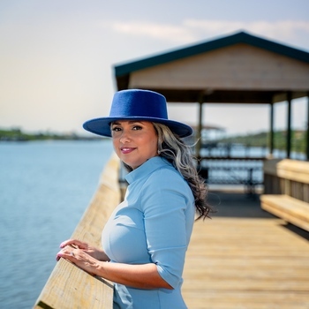 Avatar of Dr. Mara Mesa