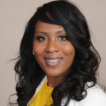 Avatar of Yvonne Sailor