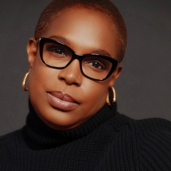 Avatar of Pia Johnson