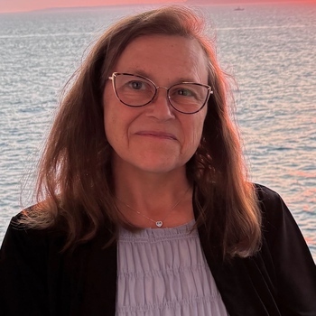 Avatar of Anne Marie Toy Hall