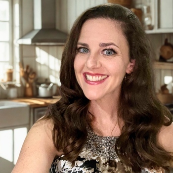 Avatar of Molly Roth