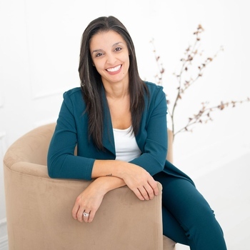 Avatar of Claudia Matos