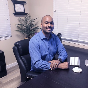 Avatar of Dr. Maurice Andrea