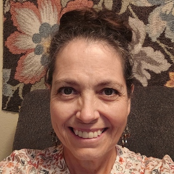 Avatar of Dr. Mona Smith