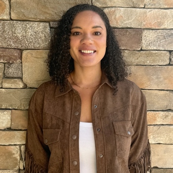 Avatar of Lauren Yoder-Goeden