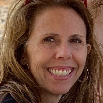 Avatar of Ruth Brosius