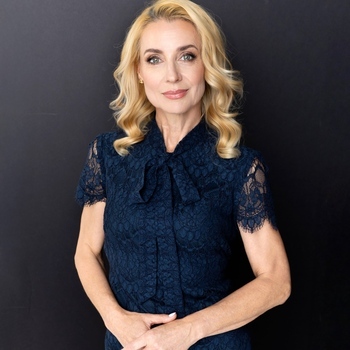 Avatar of KIRA AKULOVA-NICKERSON