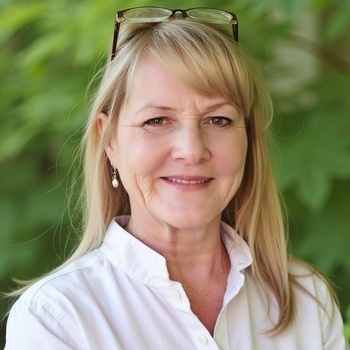 Avatar of  Claire Abernathy